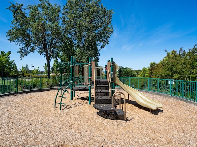 2342 Bell Flower Ln, Santa Rosa, CA 95404 - view of communal playground