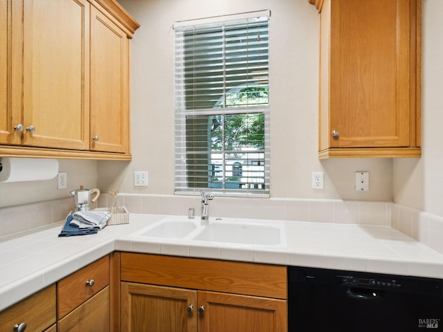 2342 Bell Flower Ln, Santa Rosa, CA 95404 - kitchen with dishwasher and light countertops