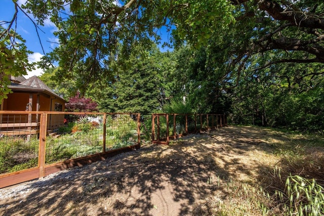 149 Auburn Way, Vacaville, CA 95688 - view of yard with fence