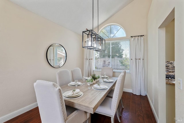 1006 Armsby Way, Suisun City, CA 94585 - dining area featuring vaulted ceiling, baseboards, and dark wood-style flooring