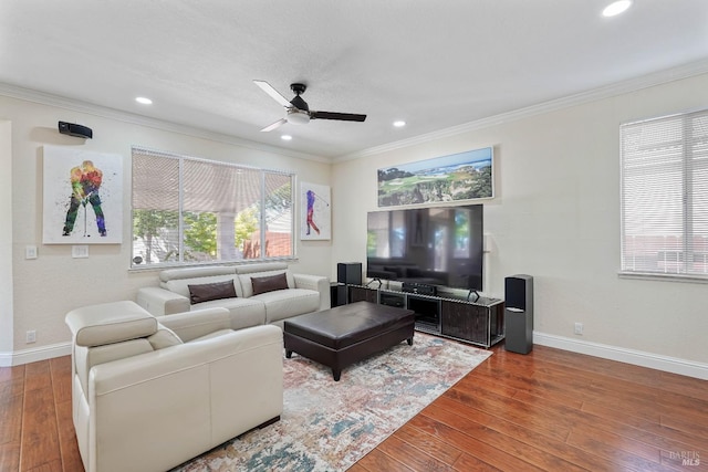 1006 Armsby Way, Suisun City, CA 94585 - living area with hardwood / wood-style flooring, a ceiling fan, crown molding, baseboards, and recessed lighting