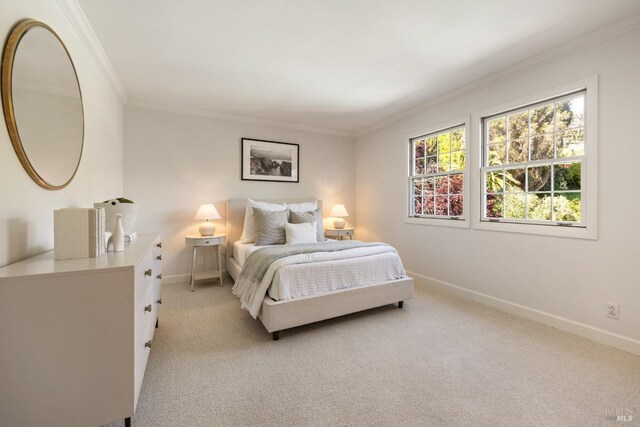 8 Greensburgh Ln, San Anselmo, CA 94960 - full bath featuring a shower stall, visible vents, toilet, and baseboards