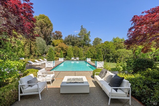 8 Greensburgh Ln, San Anselmo, CA 94960 - bathroom with crown molding, combined bath / shower with glass door, and toilet
