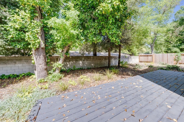 2701 Swanston Oaks, Sacramento, CA 95818 - wooden terrace featuring a fenced backyard