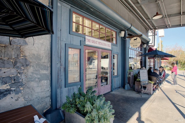 view of exterior entry