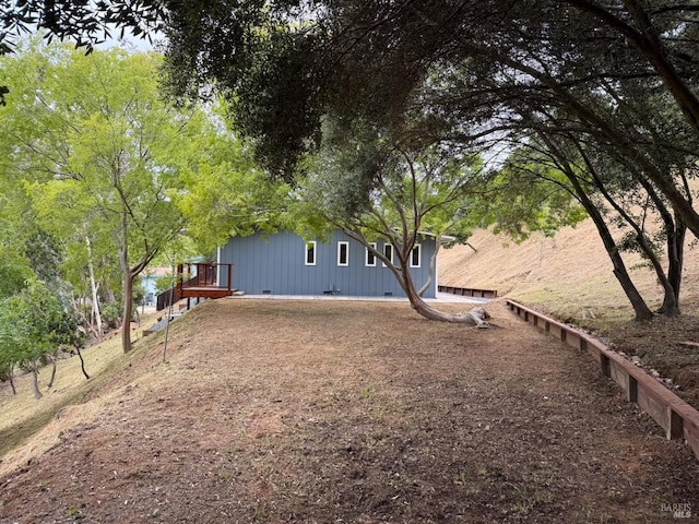 8 Shon Ct, Novato, CA 94947 - view of yard featuring a deck