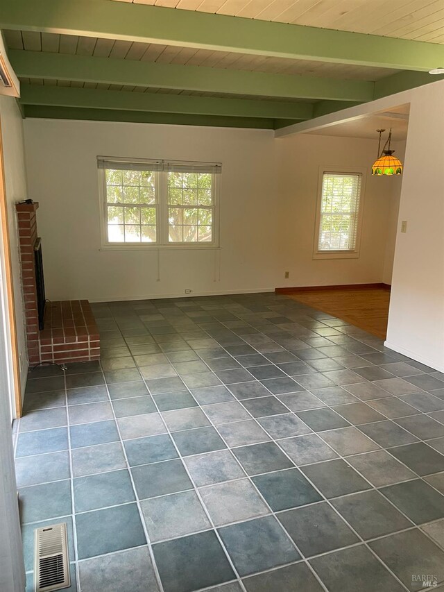639 E 5th St, Benicia, CA 94510 - living area featuring ceiling fan and dark stone finish floors
