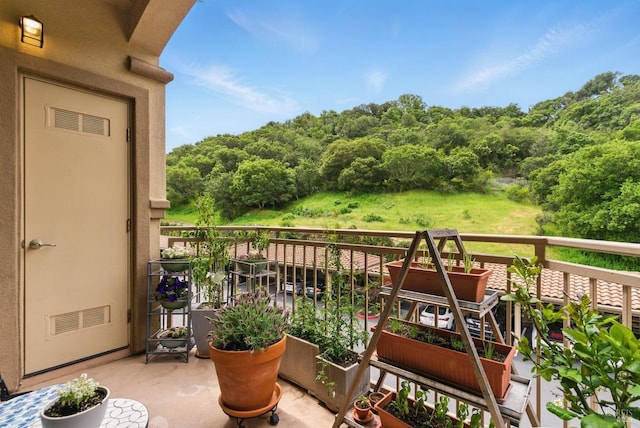 401 N Ave Unit 310, San Rafael, CA 94903 - balcony featuring a wooded view