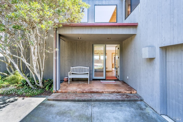 view of property entrance