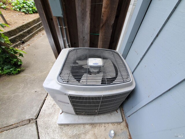 exterior details with central AC
