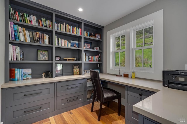 5310 Silverado Trl, Napa, CA 94558 - home office with built in study area and light wood-style flooring