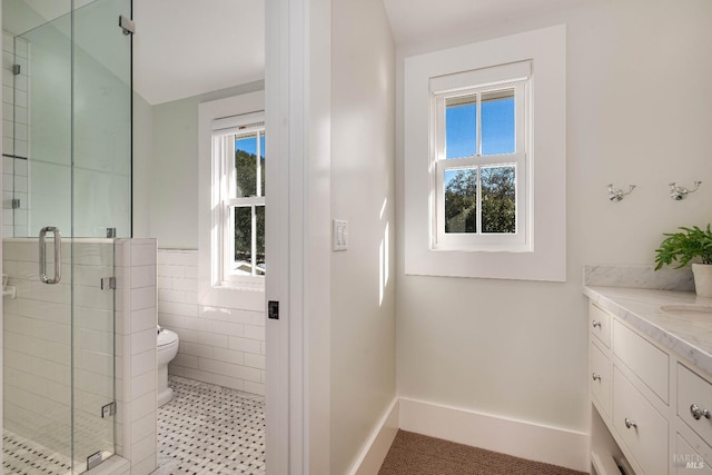 5310 Silverado Trl, Napa, CA 94558 - bathroom featuring vanity, a healthy amount of sunlight, toilet, and a shower stall