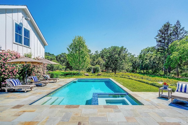 5310 Silverado Trl, Napa, CA 94558 - view of swimming pool featuring a patio and a pool with connected hot tub