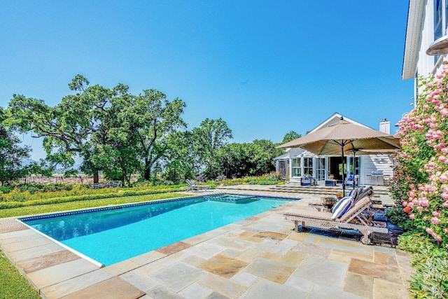 5310 Silverado Trl, Napa, CA 94558 - outdoor pool with a patio area