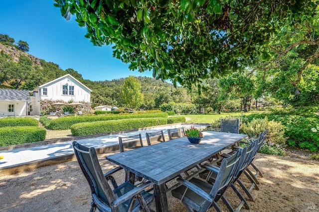 5310 Silverado Trl, Napa, CA 94558 - view of patio / terrace with outdoor dining space