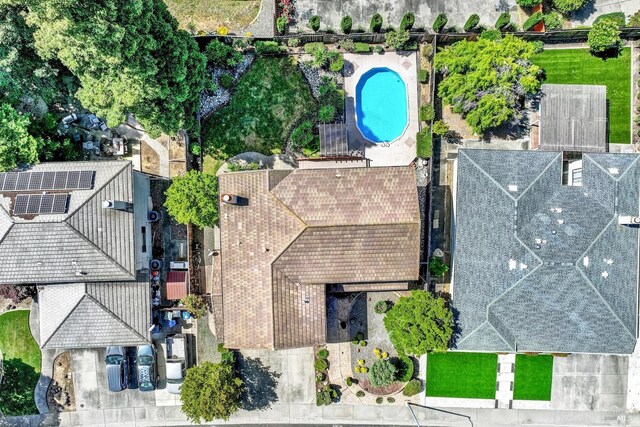 3237 Arroyo Dr, Fairfield, CA 94533 - bird's eye view of a pool area