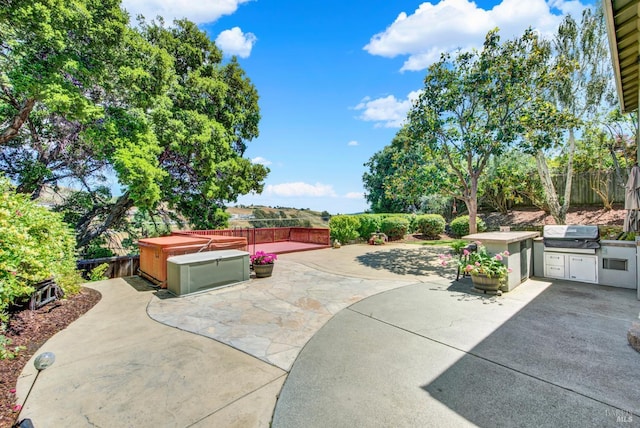 1163 Granada St, Vallejo, CA 94591 - fenced backyard with a patio area