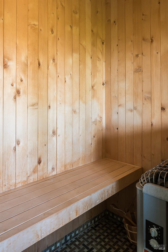 2480 Spring Mountain Rd, Saint Helena, CA 94574 - relaxing sauna featuring wooden walls