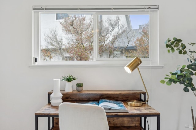 9 Monroe Ct, Novato, CA 94947 - home office with plenty of natural light