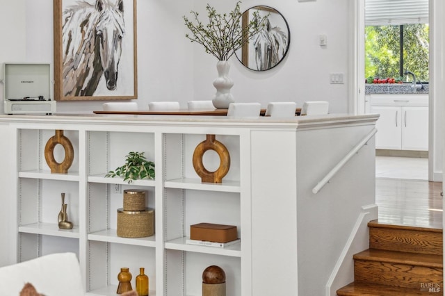 room details featuring a sink