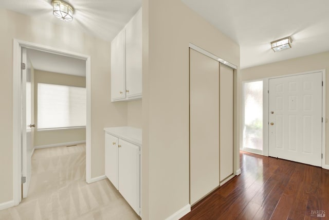3432 Norwalk Pl, Fairfield, CA 94534 - entryway featuring light wood-style floors and baseboards