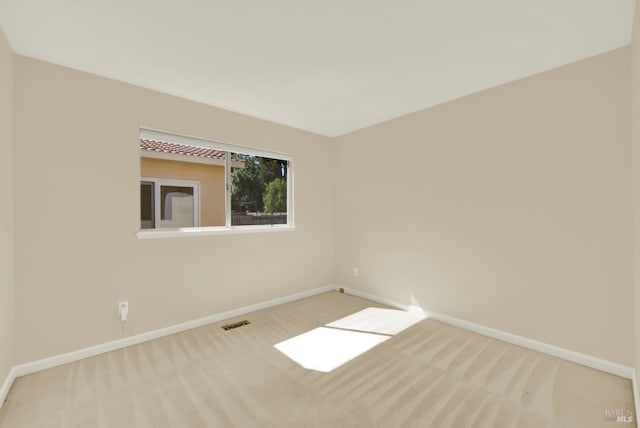 3432 Norwalk Pl, Fairfield, CA 94534 - empty room featuring carpet floors and baseboards