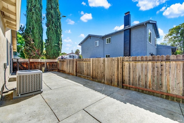 3432 Norwalk Pl, Fairfield, CA 94534 - view of patio / terrace with central AC and a fenced backyard