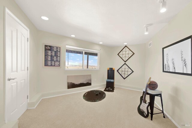 8560 Holmes Ln, Winters, CA 95694 - workout room featuring carpet flooring, baseboards, and recessed lighting