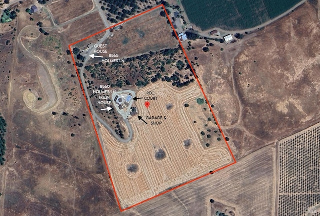 8560 Holmes Ln, Winters, CA 95694 - map / location with property boundaries highlighted
