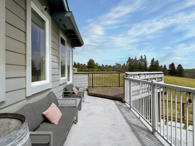 6200 Burnside Rd, Sebastopol, CA 95472 - view of balcony