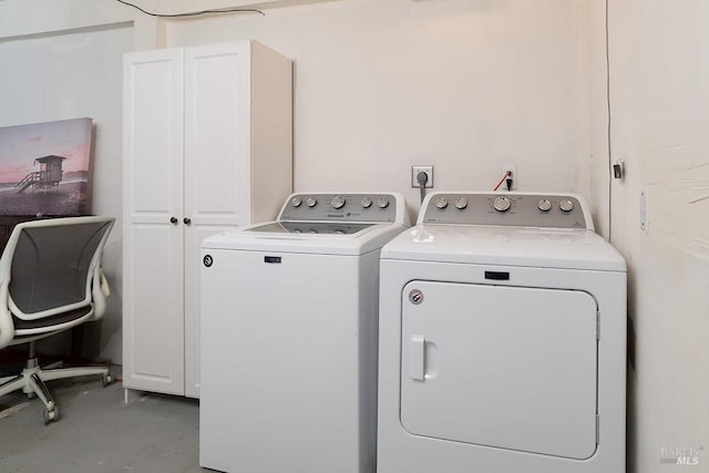 5 Oak Springs Dr, San Anselmo, CA 94960 - laundry room with cabinet space and washer and dryer