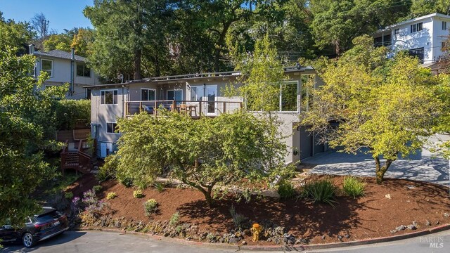5 Oak Springs Dr, San Anselmo, CA 94960 - view of front of home featuring a balcony and stucco siding