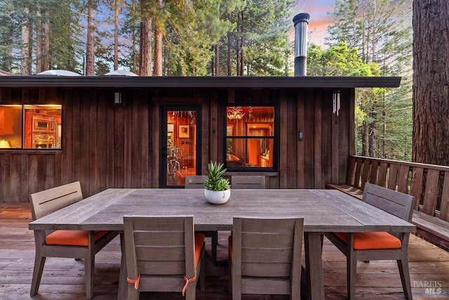 deck featuring outdoor dining space