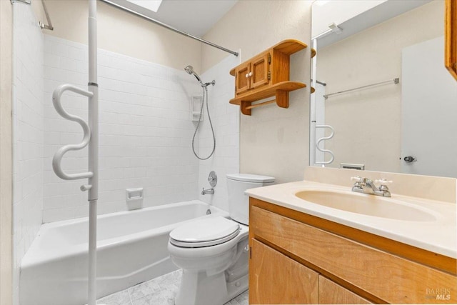 105 Virginia Ave Unit 2, Sebastopol, CA 95472 - bathroom featuring tub / shower combination, vanity, and toilet