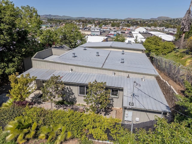 bird's eye view with a mountain view