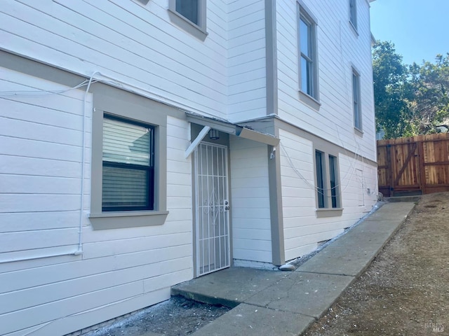 412 Kentucky St, Vallejo, CA 94590 - view of exterior entry