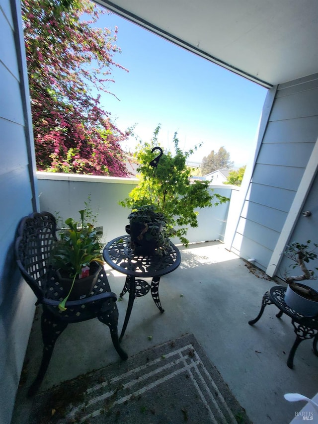 237 Lighthouse Dr, Vallejo, CA 94590 - view of patio / terrace