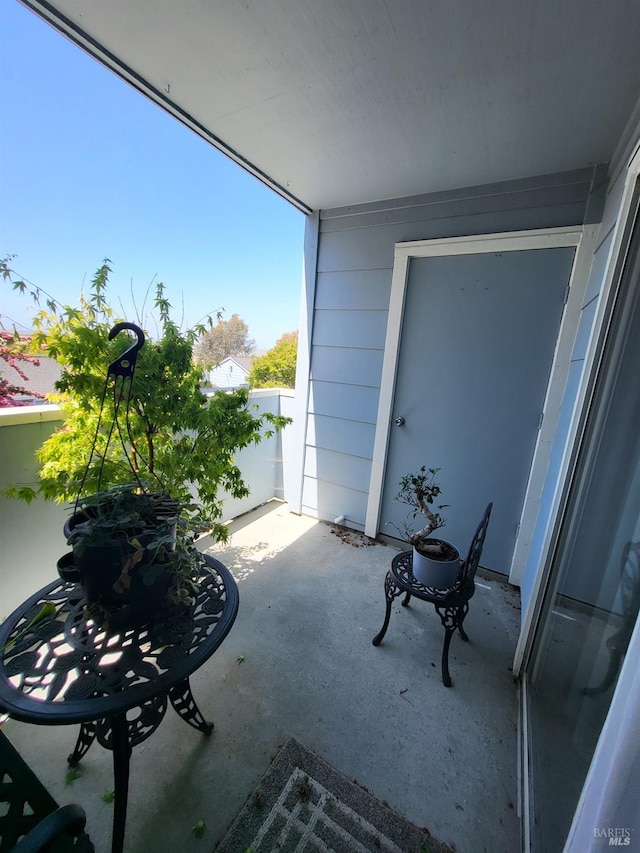237 Lighthouse Dr, Vallejo, CA 94590 - view of balcony
