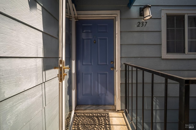 view of property entrance