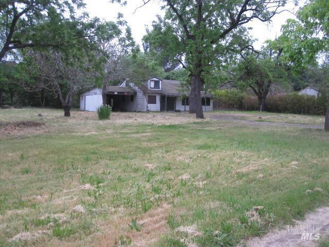 2750 Summerfield Rd, Santa Rosa, CA 95405 - view of yard