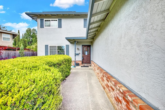 954 Coventry Ln, Fairfield, CA 94533 - property entrance featuring fence and stucco siding