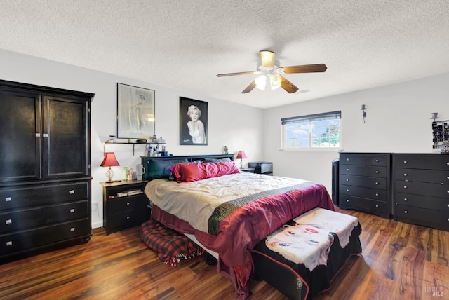 954 Coventry Ln, Fairfield, CA 94533 - bedroom with wood finished floors, a textured ceiling, and ceiling fan