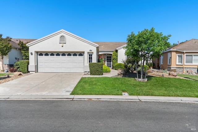811 Inverness Dr, Rio Vista, CA 94571 - ranch-style home featuring an attached garage, driveway, a front lawn, and stucco siding