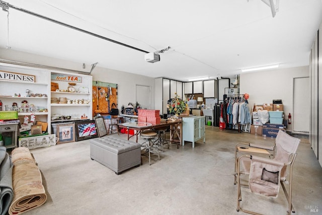 811 Inverness Dr, Rio Vista, CA 94571 - garage with a garage door opener