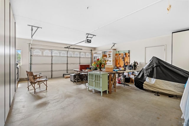 811 Inverness Dr, Rio Vista, CA 94571 - garage with a garage door opener