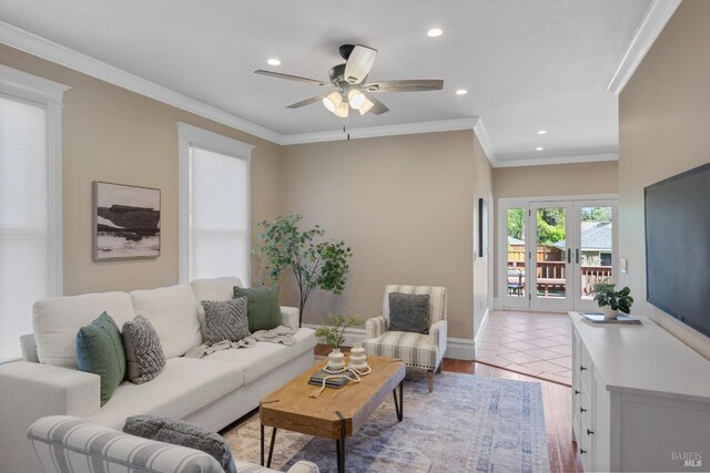 190 Franklin St, Napa, CA 94558 - living area with recessed lighting, light wood-type flooring, ceiling fan, baseboards, and crown molding