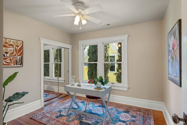 190 Franklin St, Napa, CA 94558 - office space featuring wood finished floors, ceiling fan, and baseboards