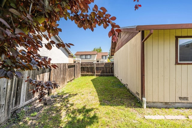 view of yard featuring fence
