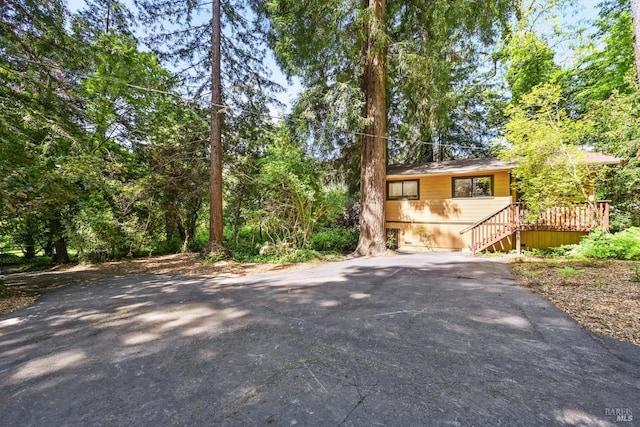 view of front of home featuring a deck