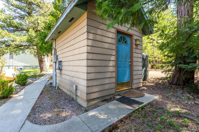 35600 Rock Creek Rd, Shingletown, CA 96088 - view of outdoor structure featuring an outbuilding